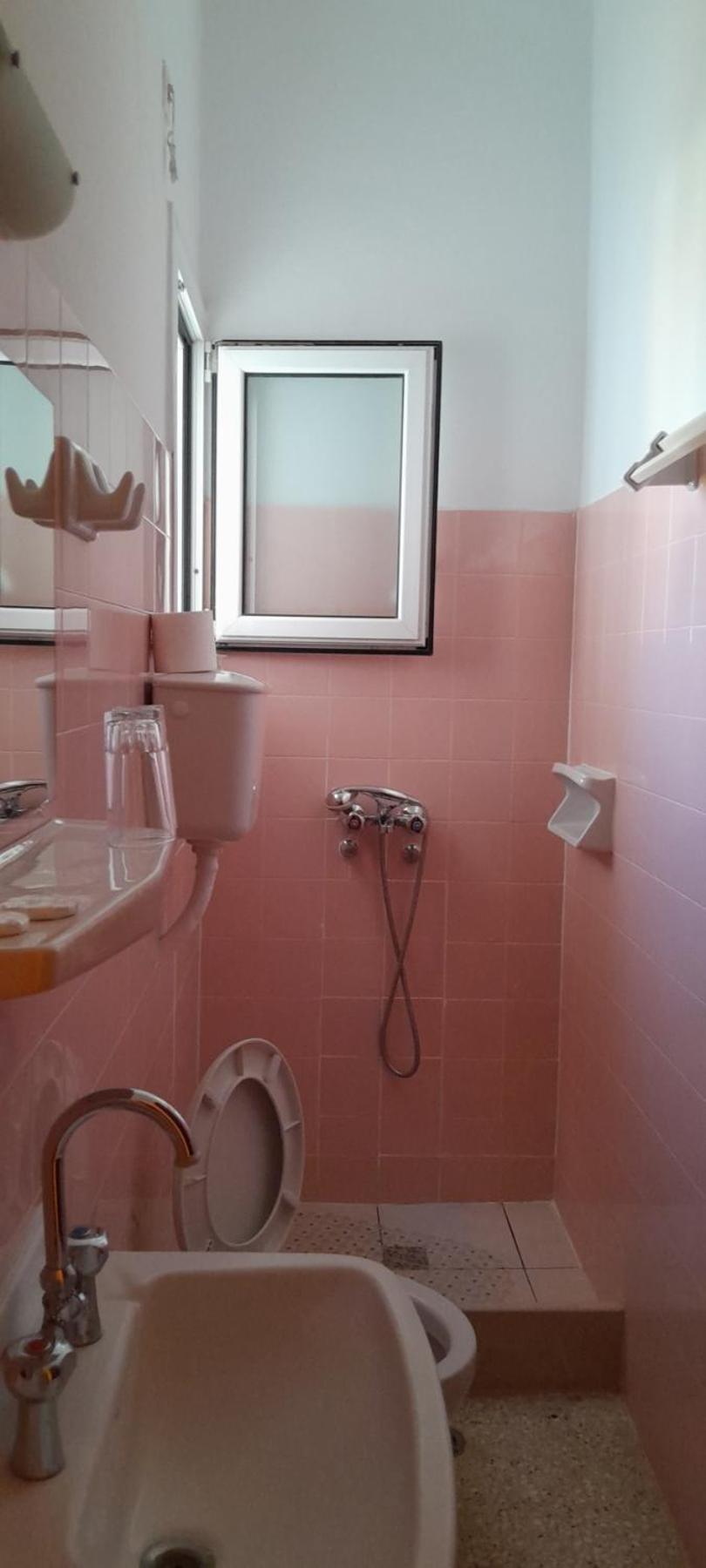 فندق Ωρεοι لوترا إديبسو المظهر الخارجي الصورة